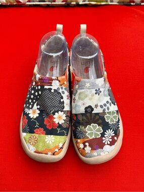 UIN Footwear Toledo Hana Japanese Floral Patchwork Canvas Slip On Loafers 7.5
